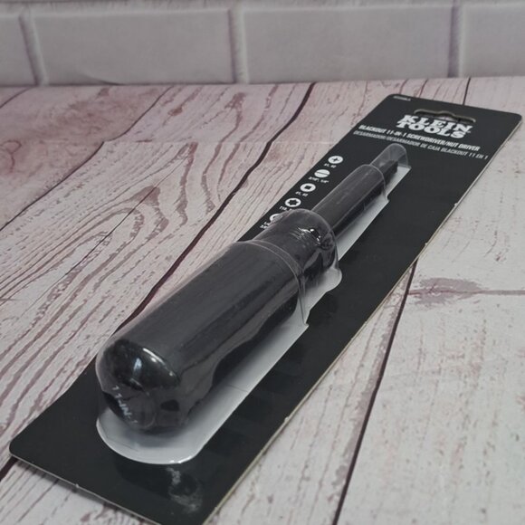 Klein Tools 11-in-1 Blackout Multi-Bit Screwdriver, Nut Driver, Ph, SI, Sq, TORX - Picture 8 of 8